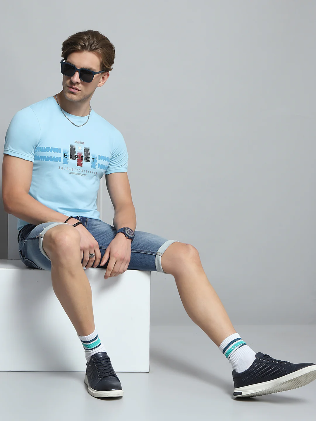 Men Blue Printed Round Neck Half Sleeve T-Shirt - Image 2