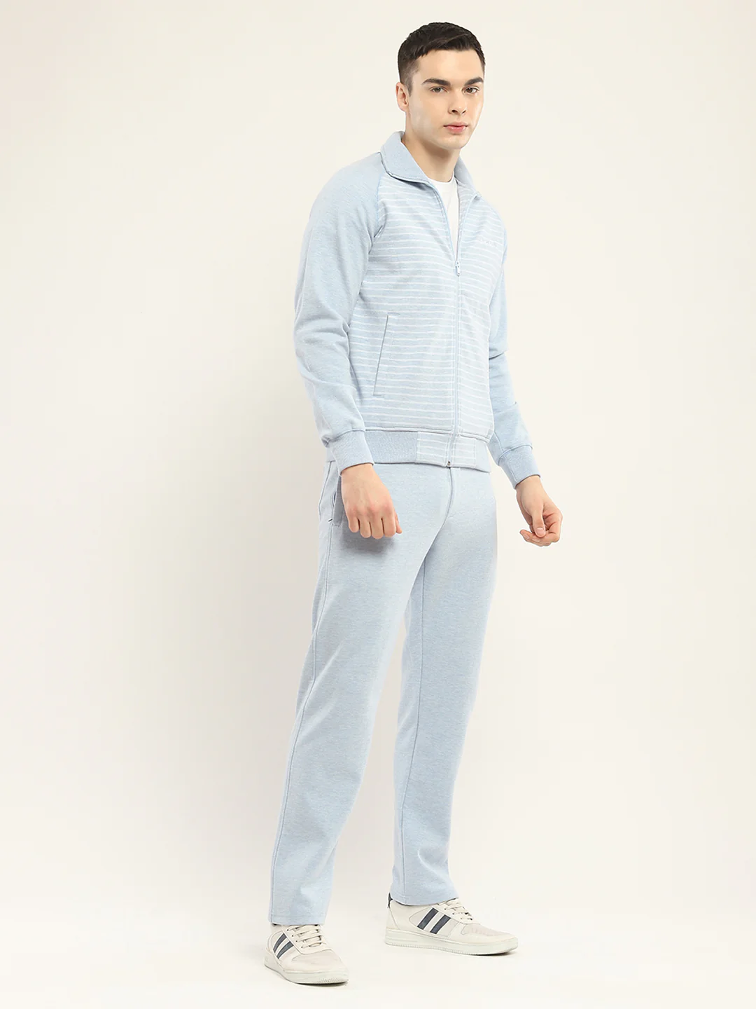 Men Blue Self Design Collar Full Sleeve Winter Tracksuit - Image 4