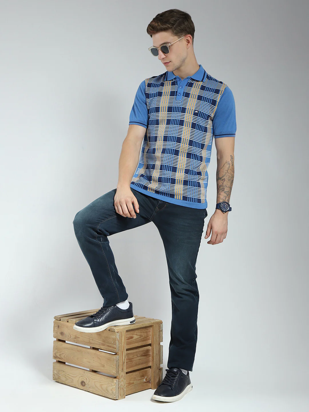Men Blue Self Design Collar Half Sleeve T-Shirt - Image 2