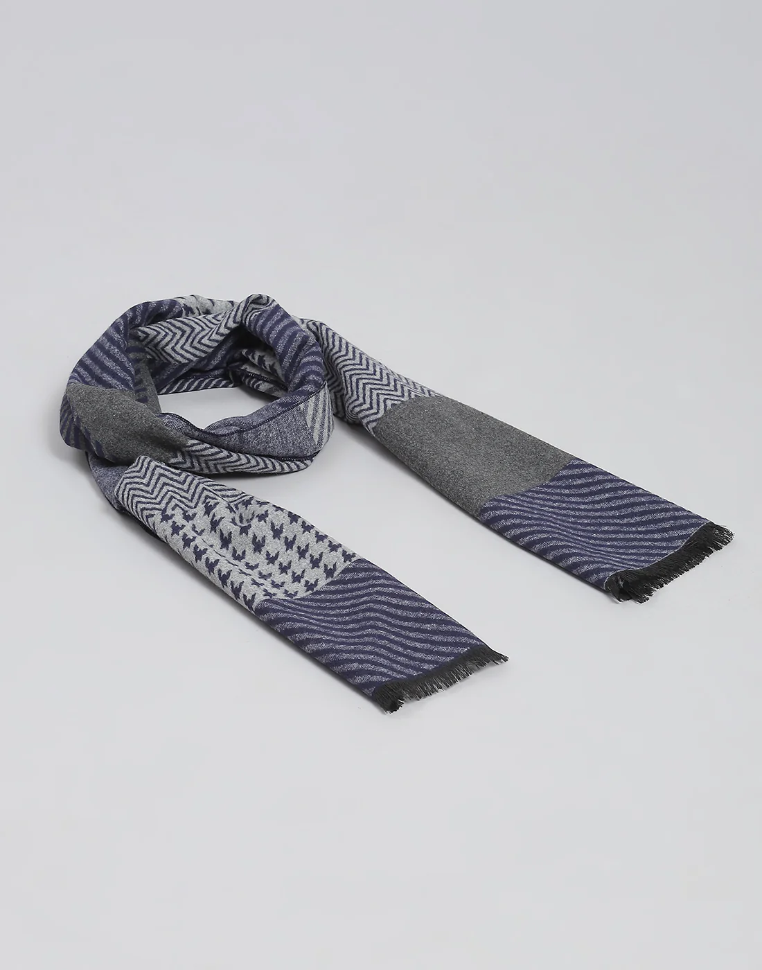 Men Blue Self Design Muffler - Image 5