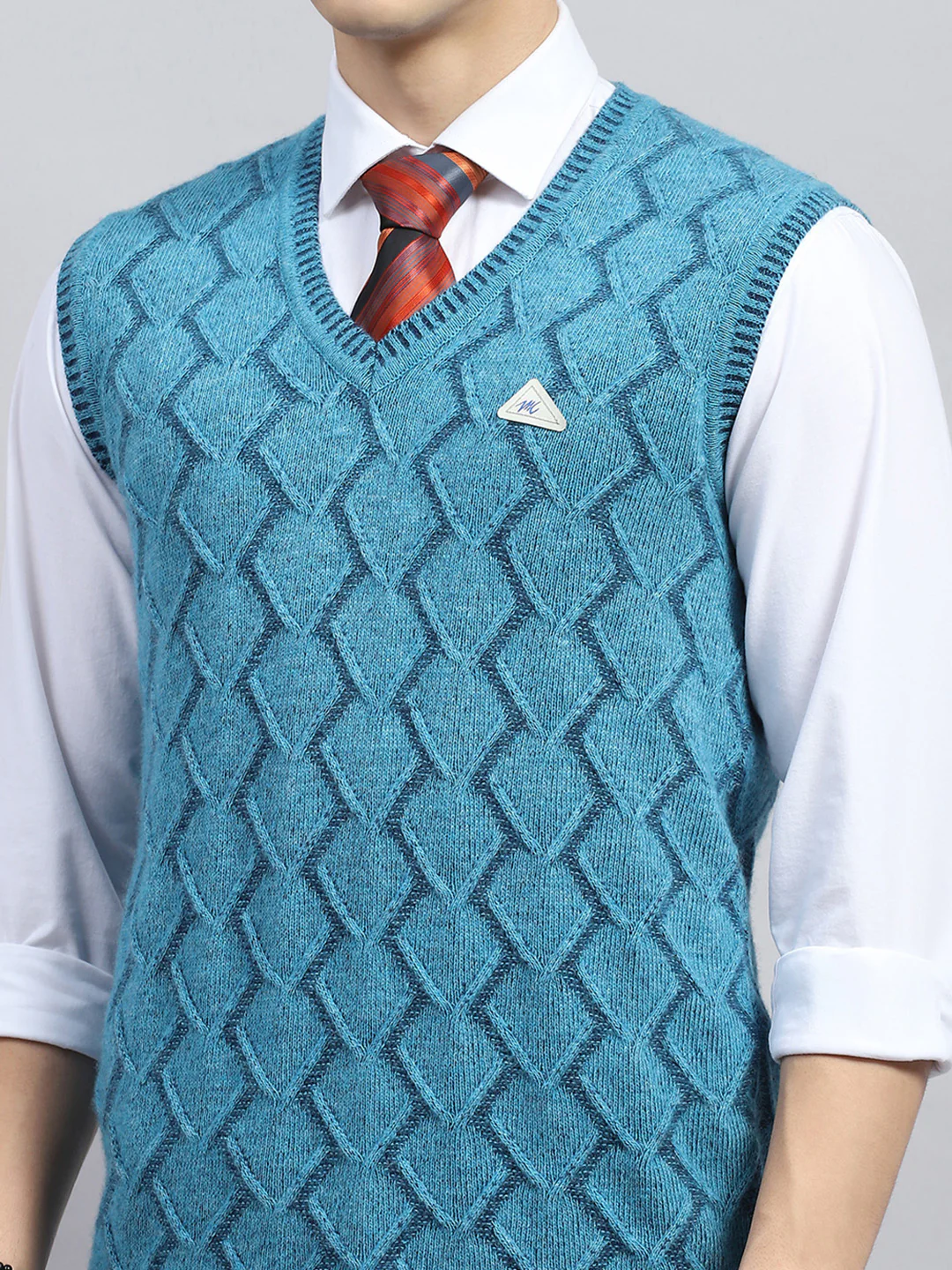 Men Blue Self Design V Neck Sleeveless Sweater - Image 6