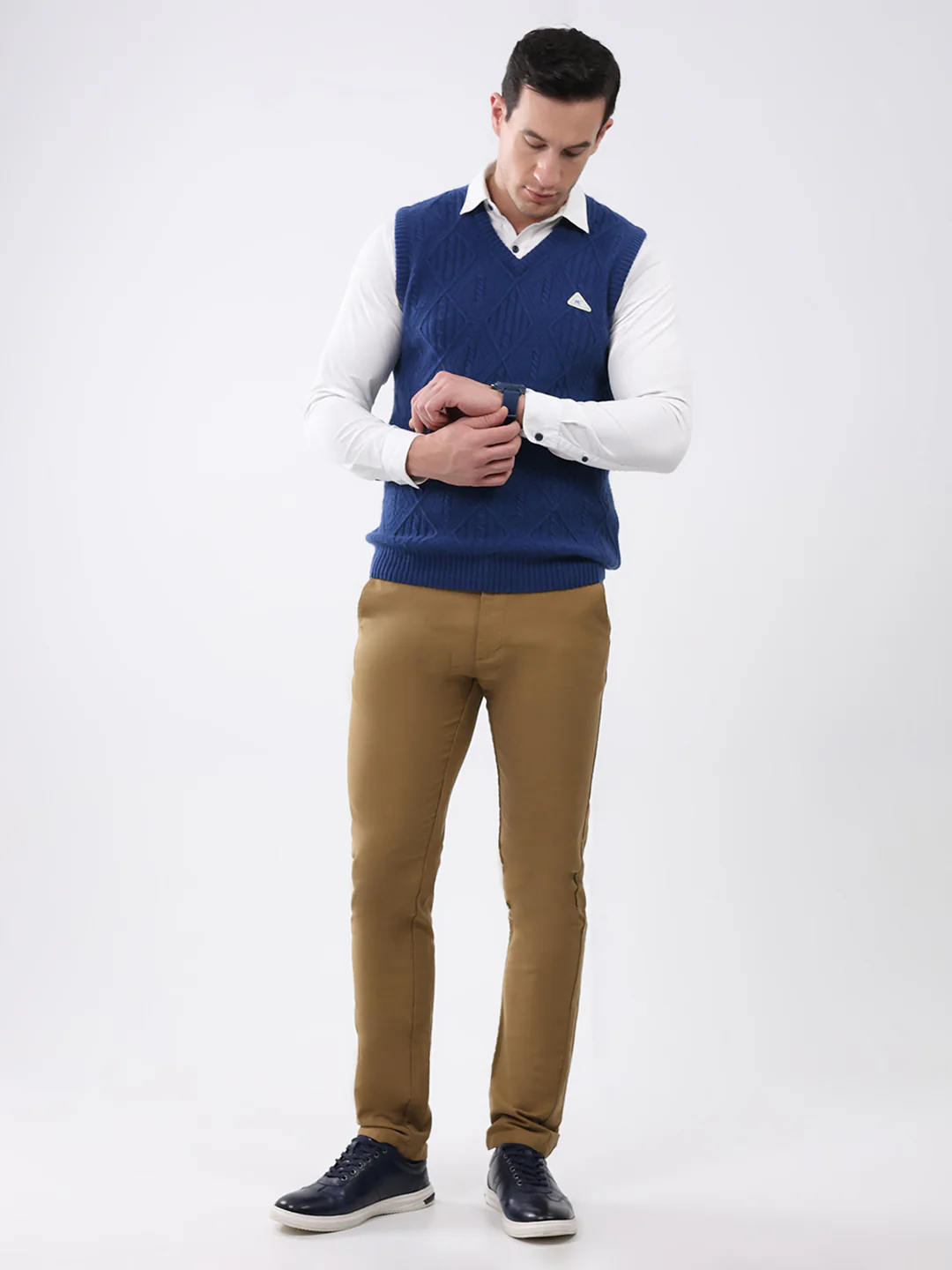 Men Blue Self Design V Neck Sleeveless Sweater - Image 2