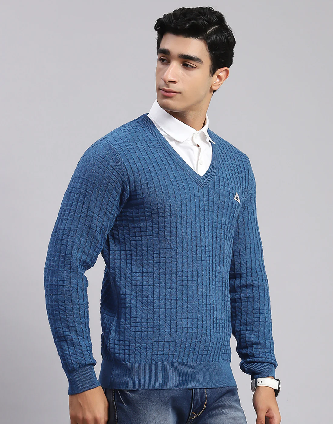Men Blue Self Design V Neck Full Sleeve Sweaters/Pullovers - Image 4