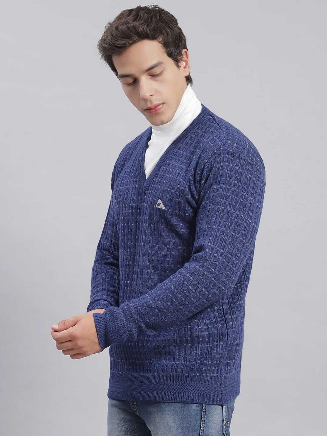Men Blue Self Design V Neck Full Sleeve Sweaters/Pullovers - Image 3