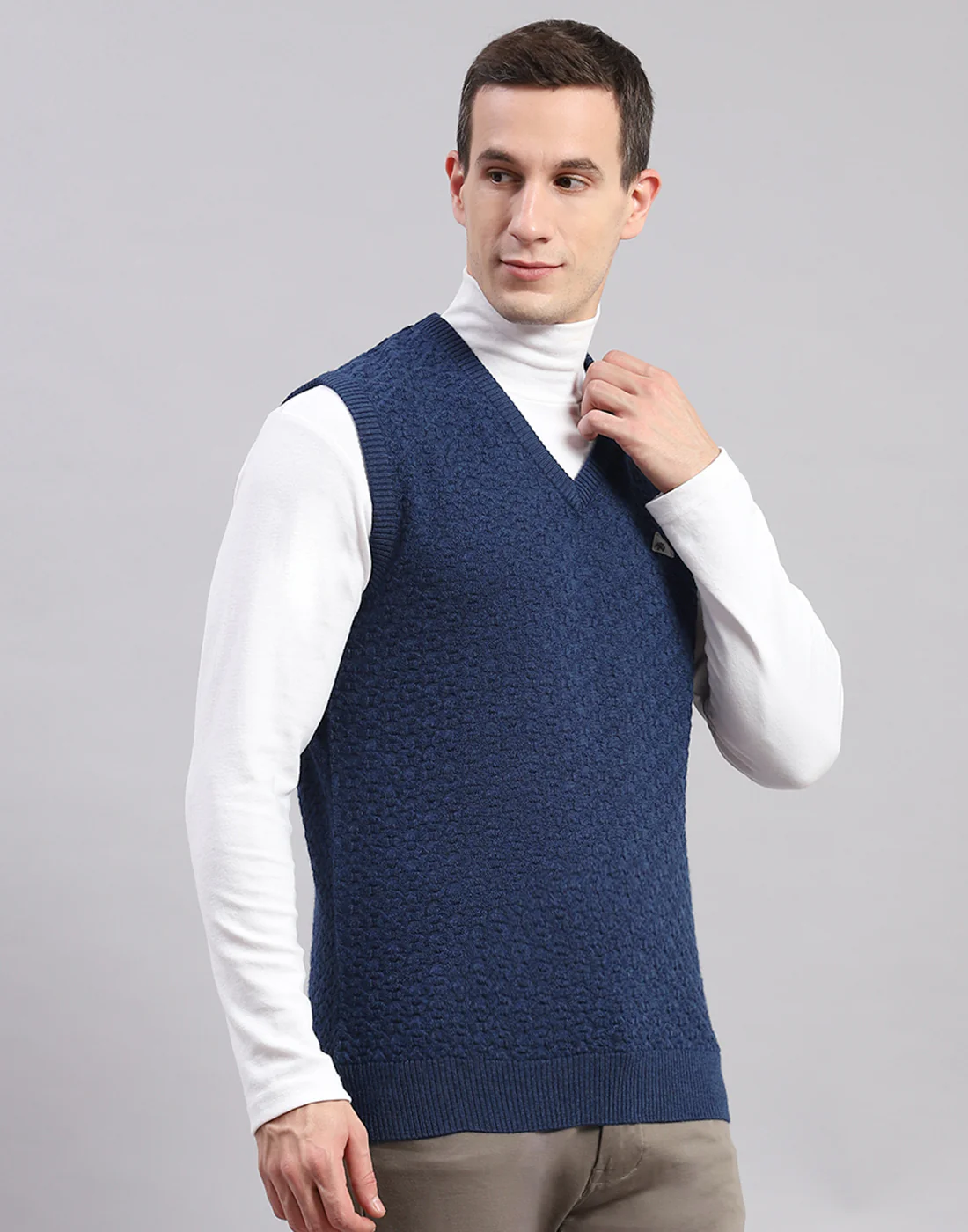 Men Blue Self Design V Neck Sleeveless Sweaters/Pullovers - Image 4