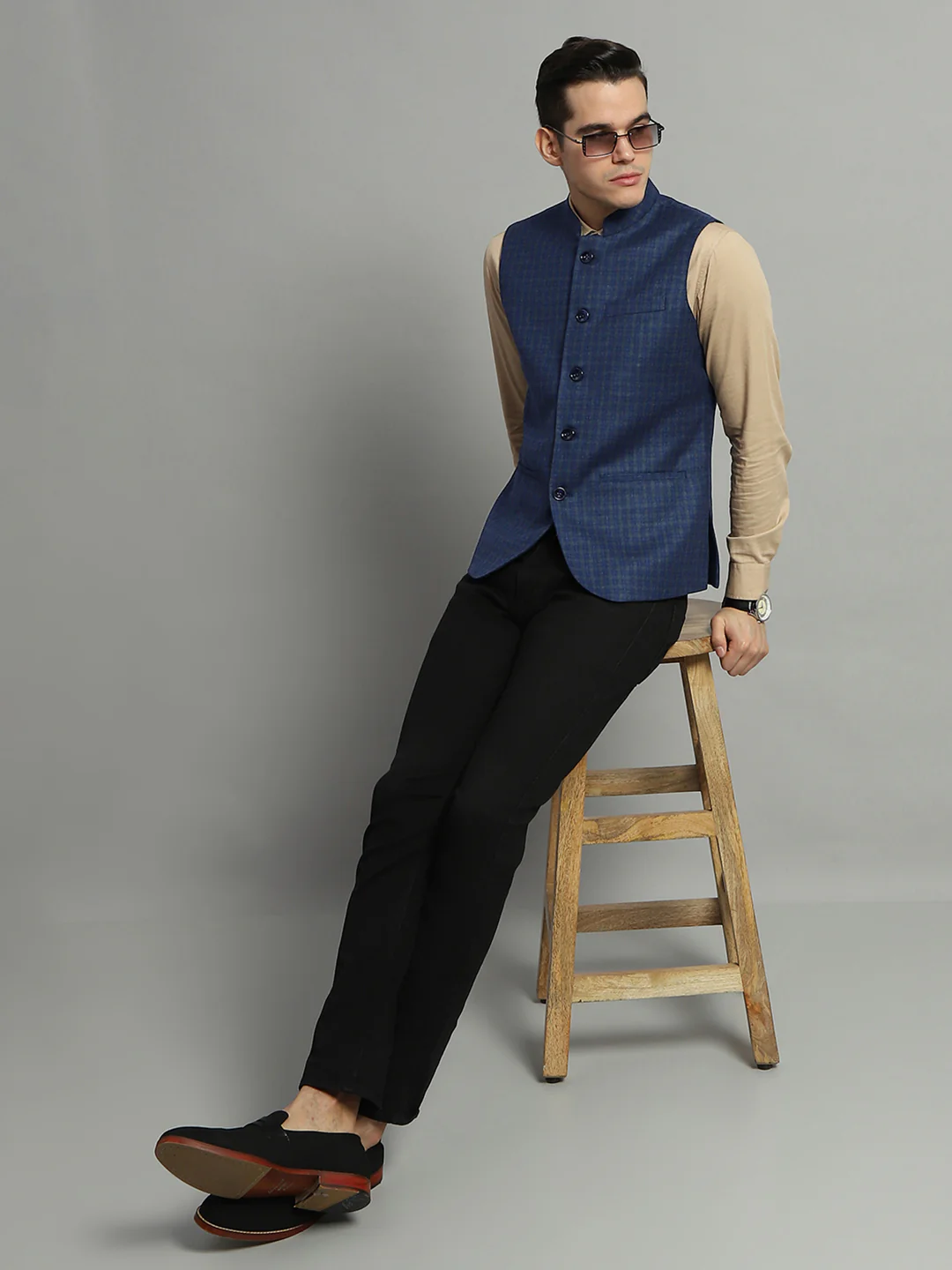 Luxuria Men Blue Solid Band Collar Sleeveless Jacket - Image 2