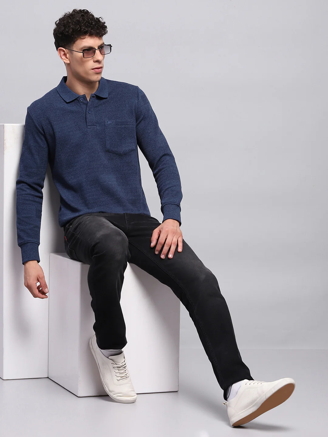 Men Blue Solid Collar Full Sleeve Winter T-Shirt - Image 2