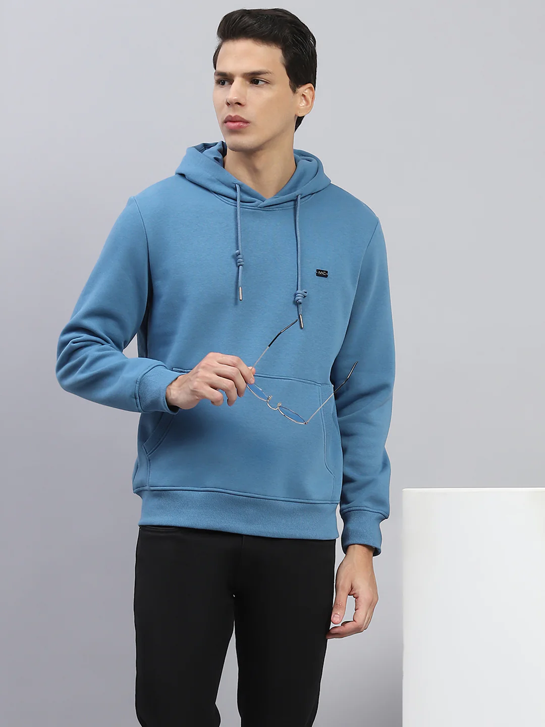 Men Blue Solid Hooded Full Sleeve Sweatshirt - Image 6
