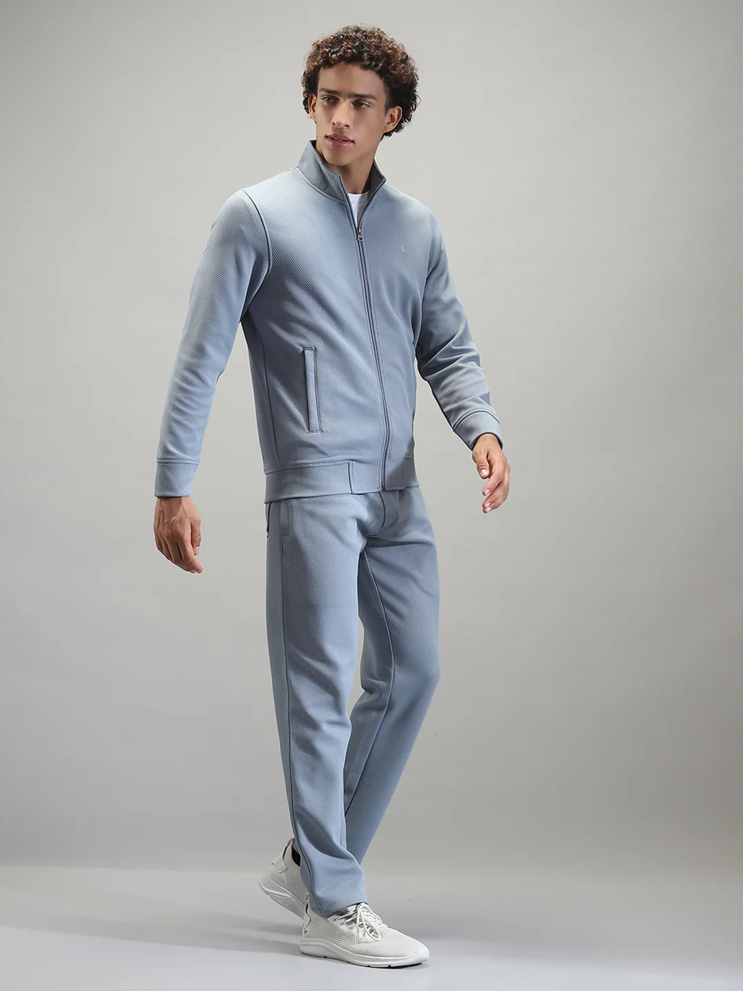 Men Blue Solid Mock Neck Full Sleeve Winter Tracksuit - Image 4
