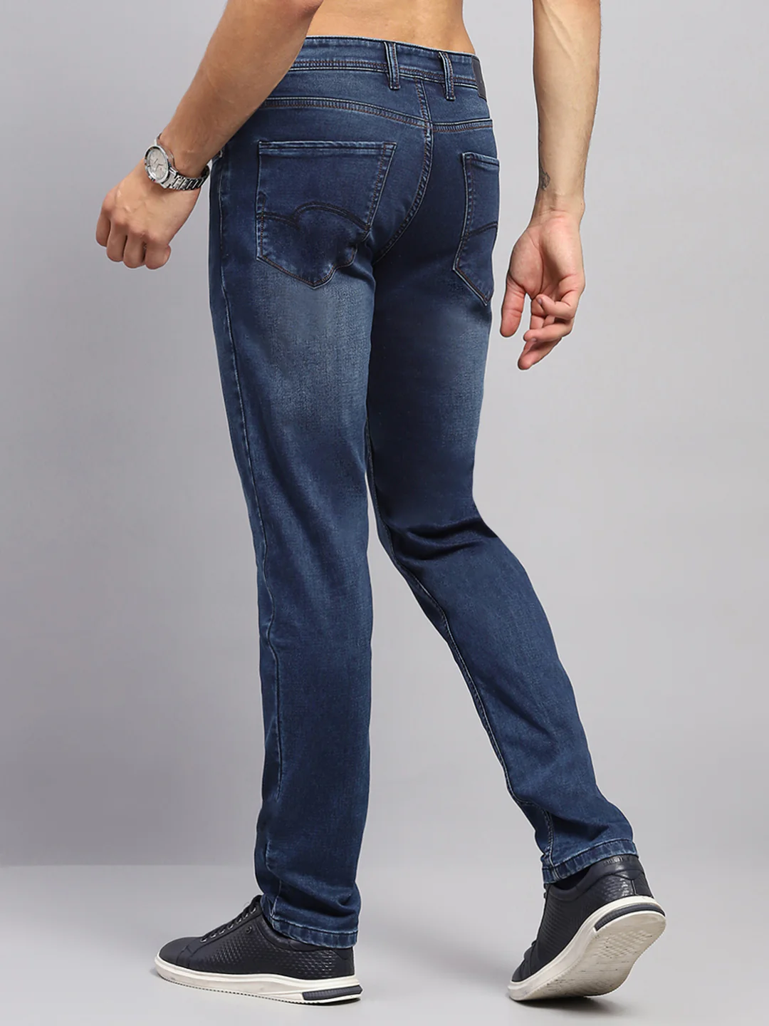 Men Blue Solid Narrow Fit Denim - Image 5