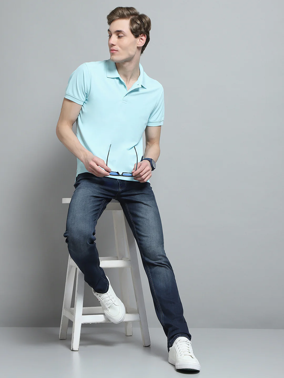 Men Blue Solid Narrow Fit Denim - Image 2