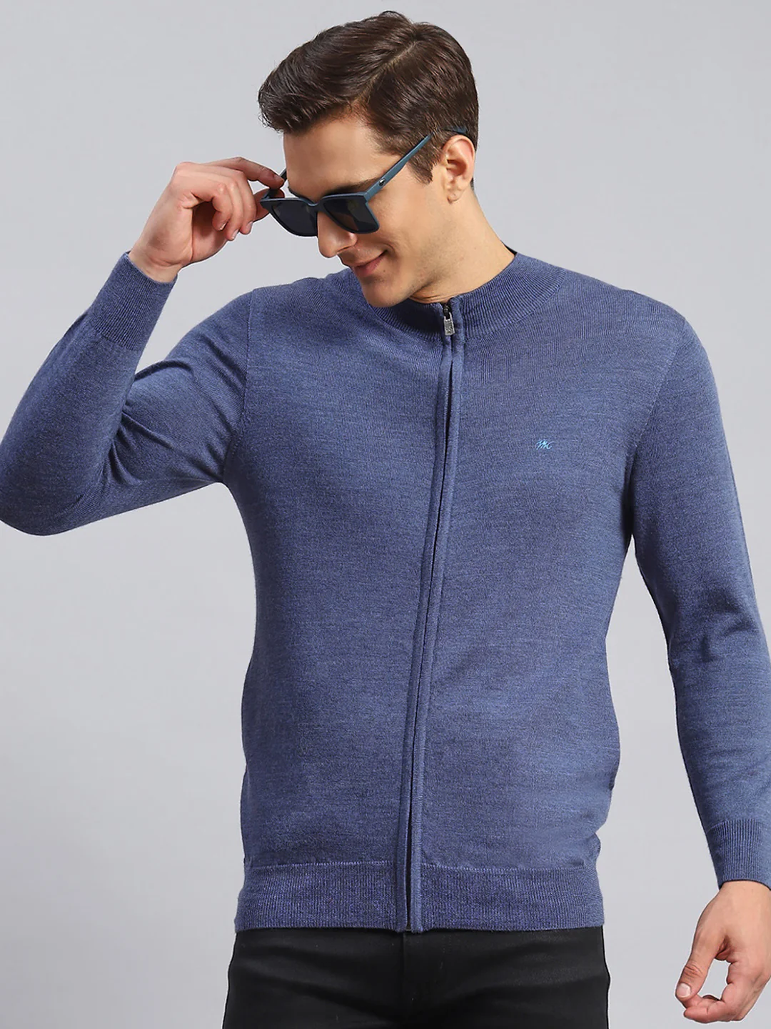 Men Blue Solid Pure wool Pullover - Image 2
