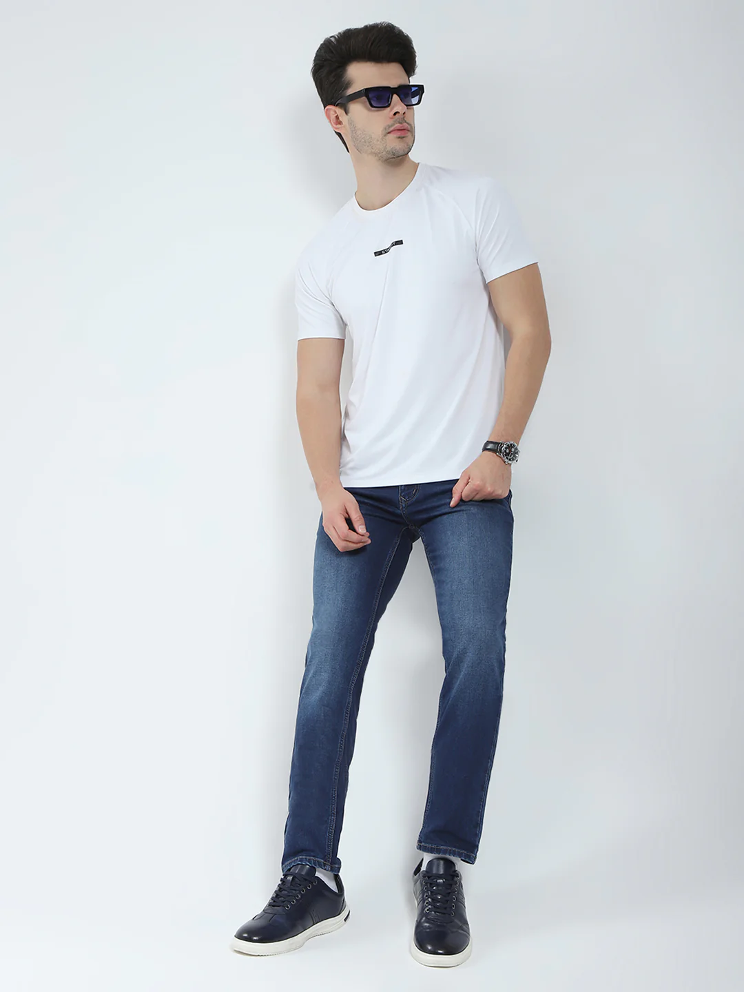 Men Blue Solid Narrow Fit Denim - Image 2
