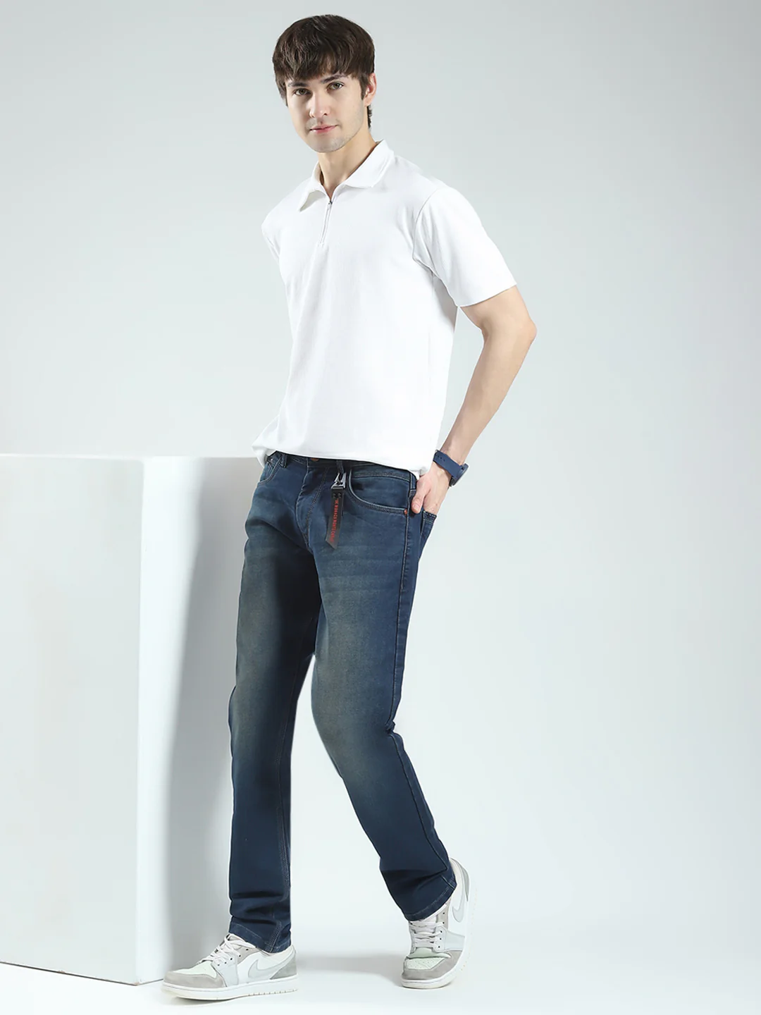 Men Blue Solid Straight Fit Denim - Image 2