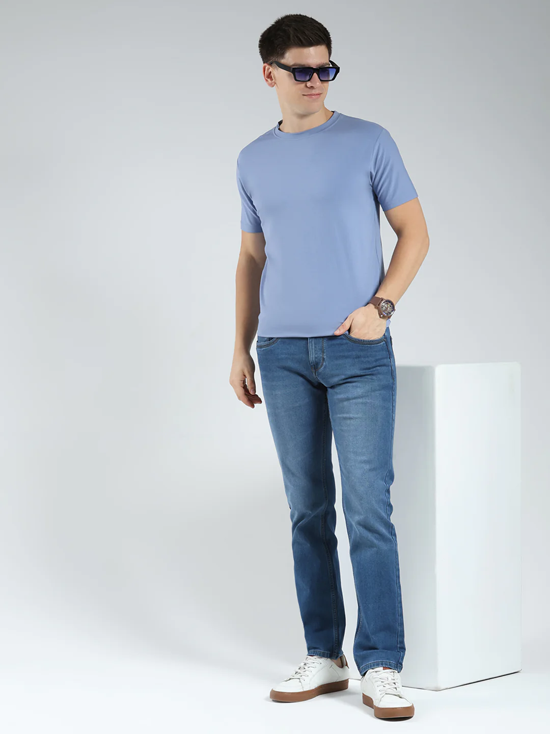 Men Blue Solid Narrow Fit Denim - Image 2
