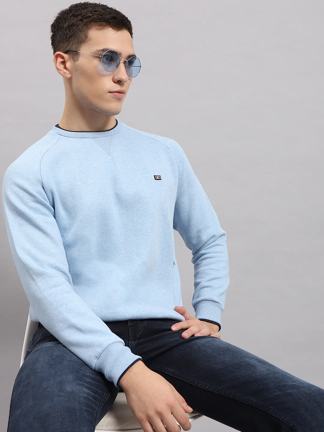 Men Blue Solid Round Neck Full Sleeve Sweatshirt - Image 6