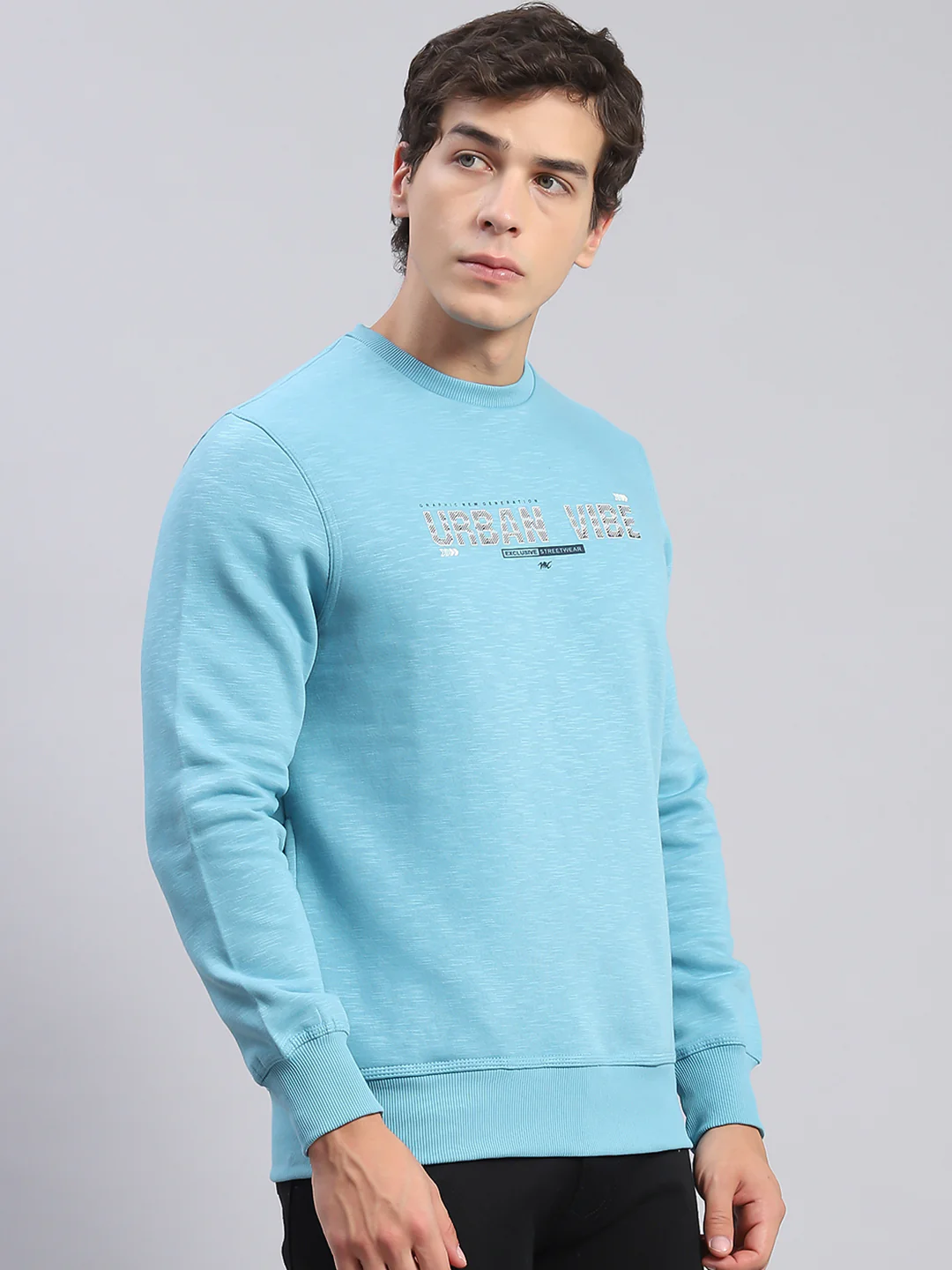 Men Blue Solid Round Neck Full Sleeve Sweatshirts - Image 4