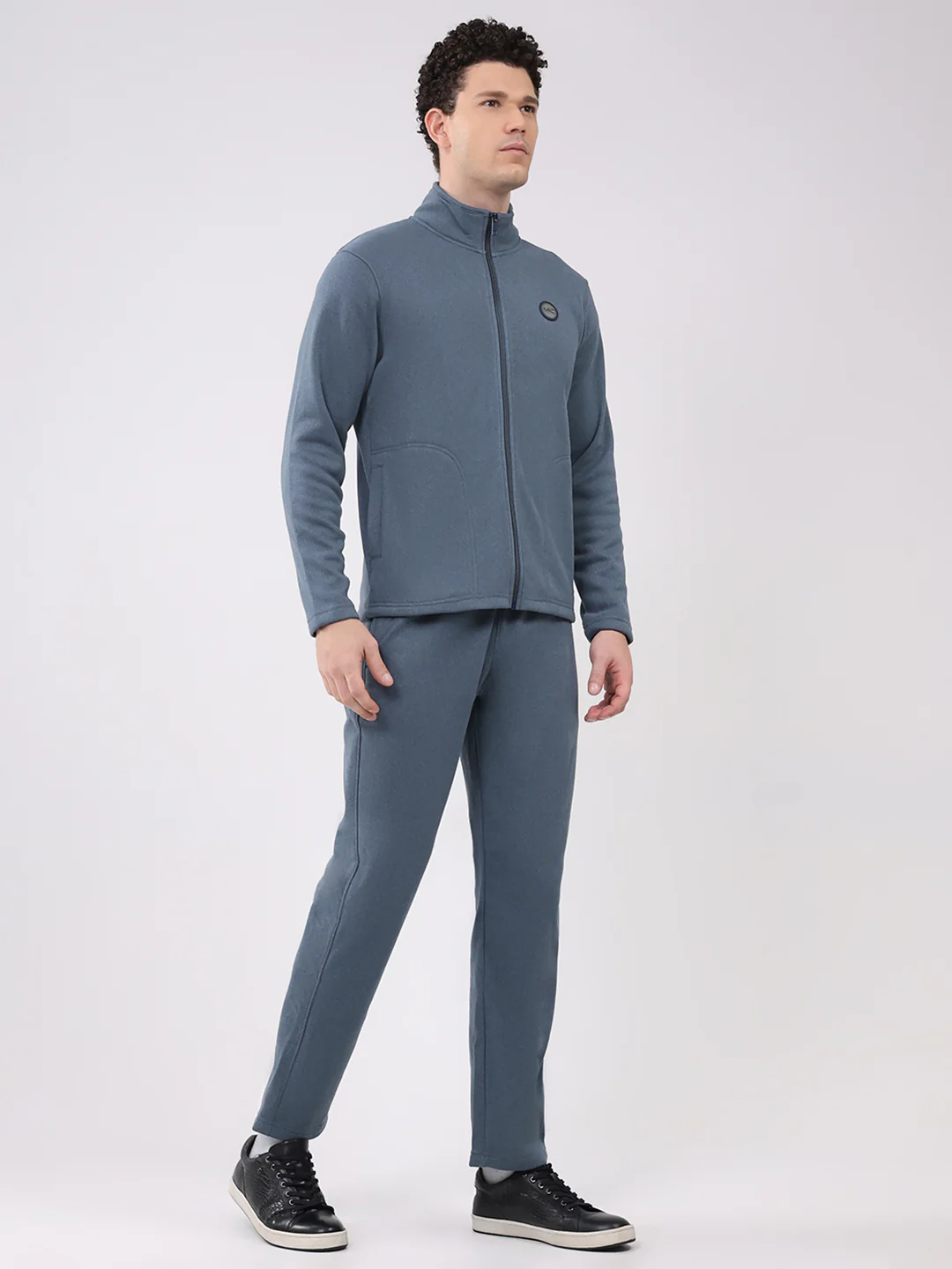 Men Blue Solid Round Neck Full Sleeve Winter Tracksuit - Image 4