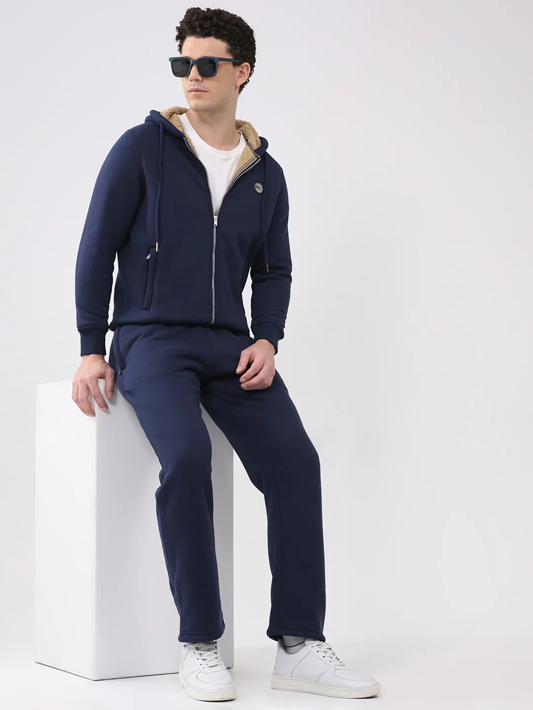 Men Blue Solid Round Neck Full Sleeve Winter Tracksuit - Image 2