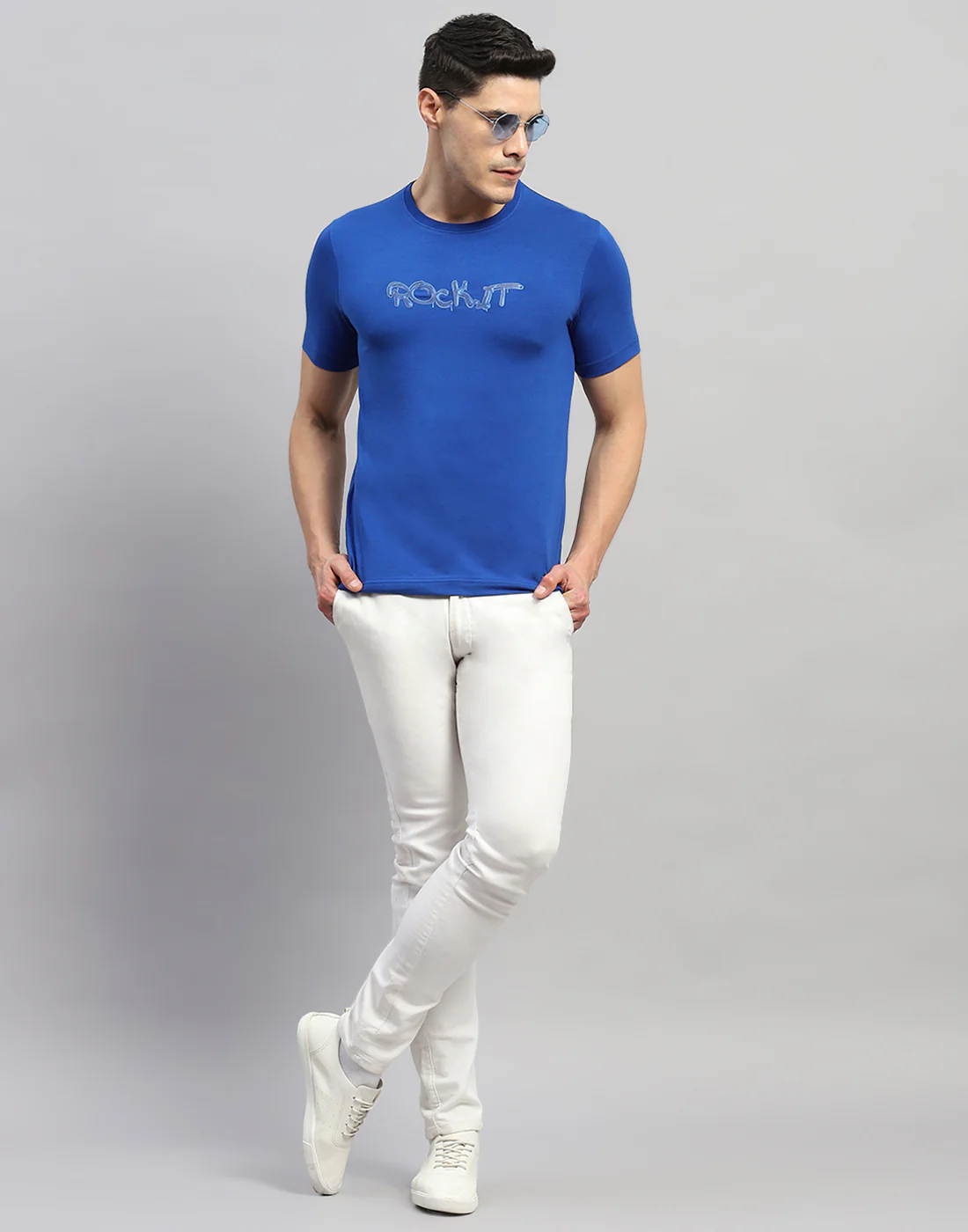 Rock.it Men Blue Solid Round Neck Half Sleeve T-Shirt - Image 2