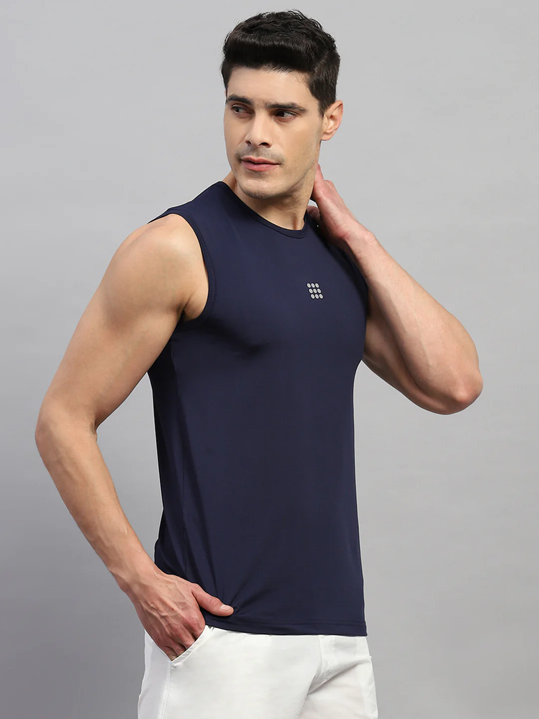 Rock.it Men Navy Blue Solid Round Neck Sleeveless T-Shirt - Image 4