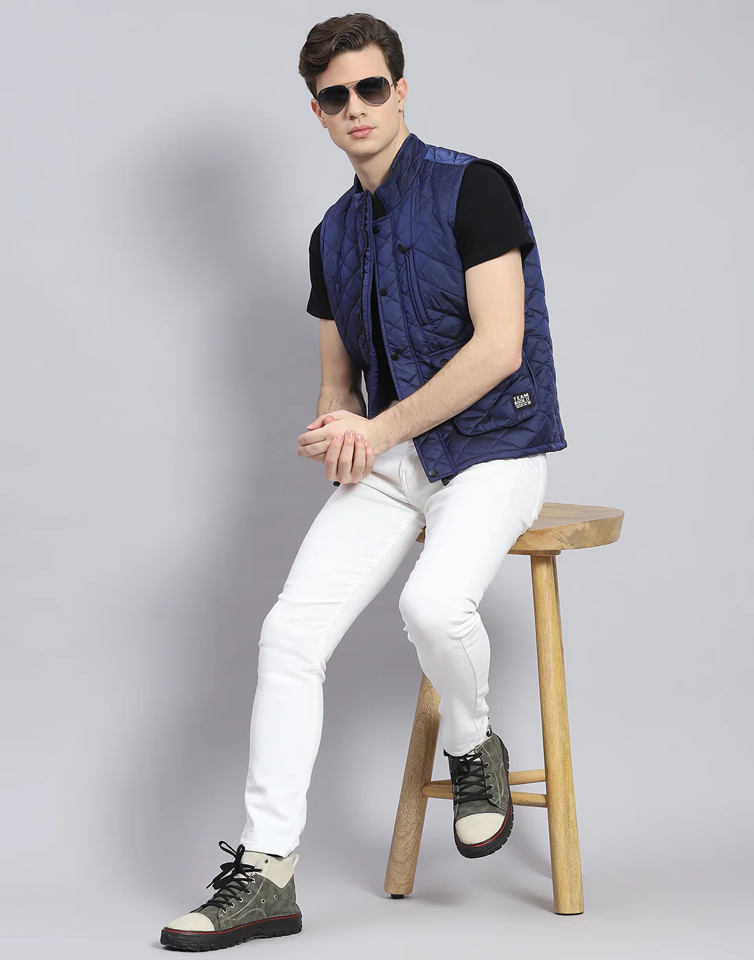 Rock.it Men Blue Solid Stand Collar Sleeveless Jacket - Image 2