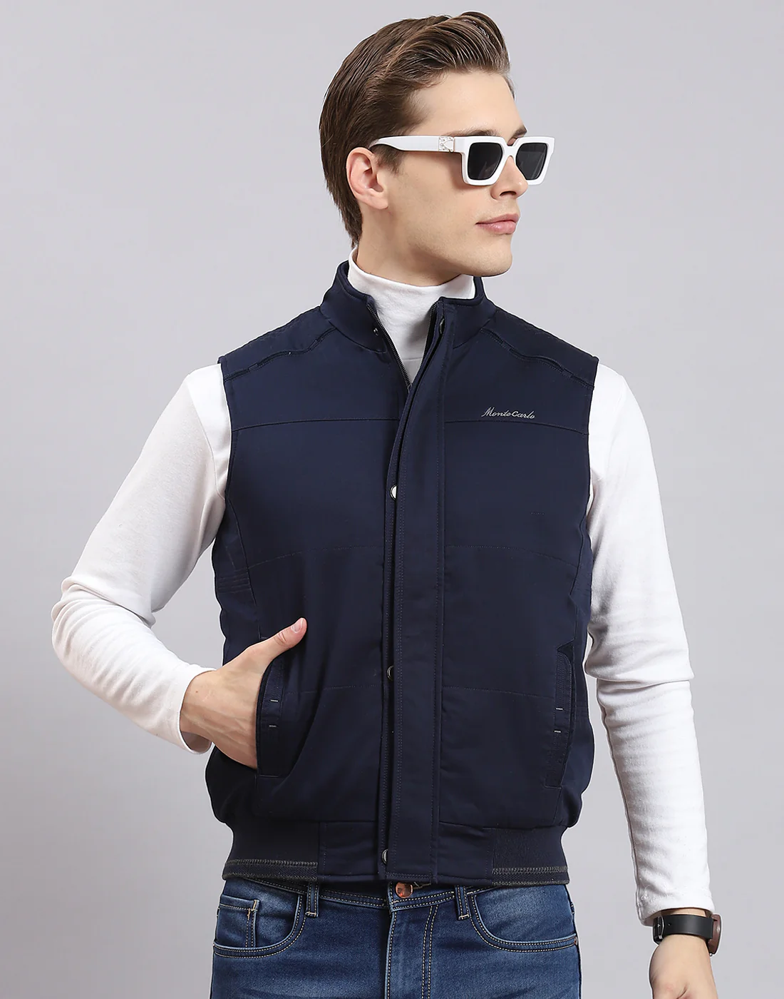 Men Blue Solid Stand Collar Sleeveless Jacket - Image 3
