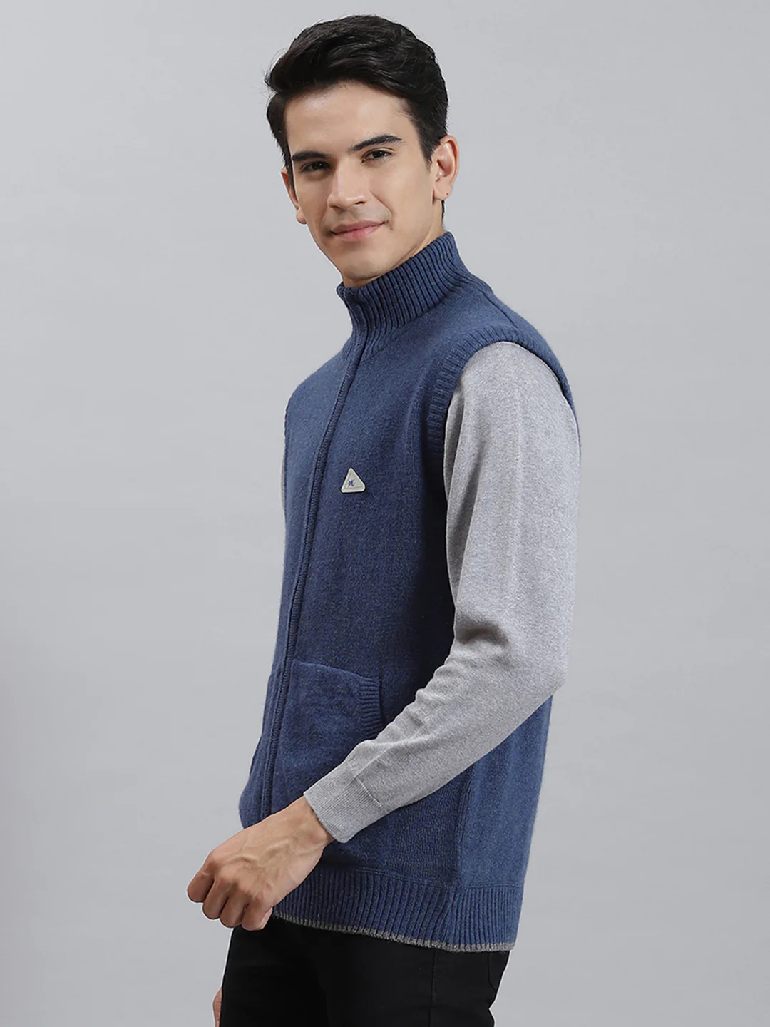 Men Blue Solid Stand Collar Sleeveless Sweaters/Pullovers - Image 3