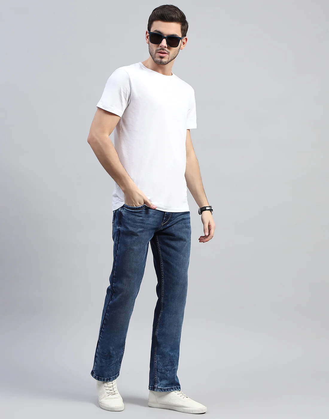 Men Blue Solid Straight Fit Denim - Image 2