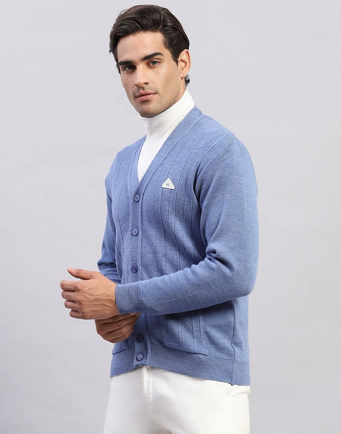 Men Blue Solid V Neck Full Sleeve Cardigan - Image 3