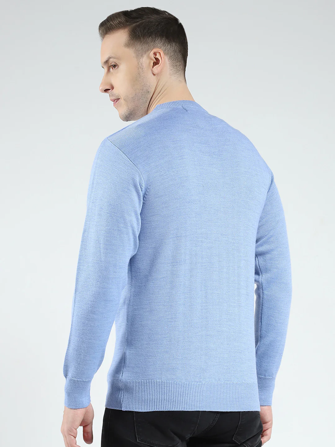 Men Blue Solid V Neck Full Sleeve Pullover - Image 5