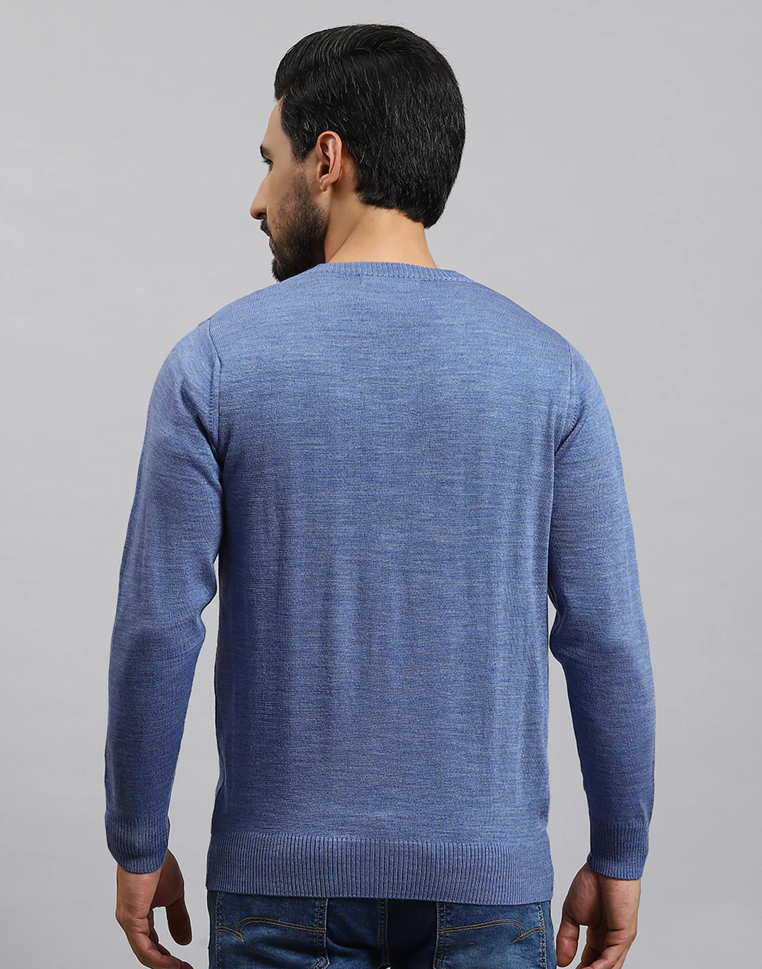 Men Blue Solid V Neck Full Sleeve Pullover - Image 5