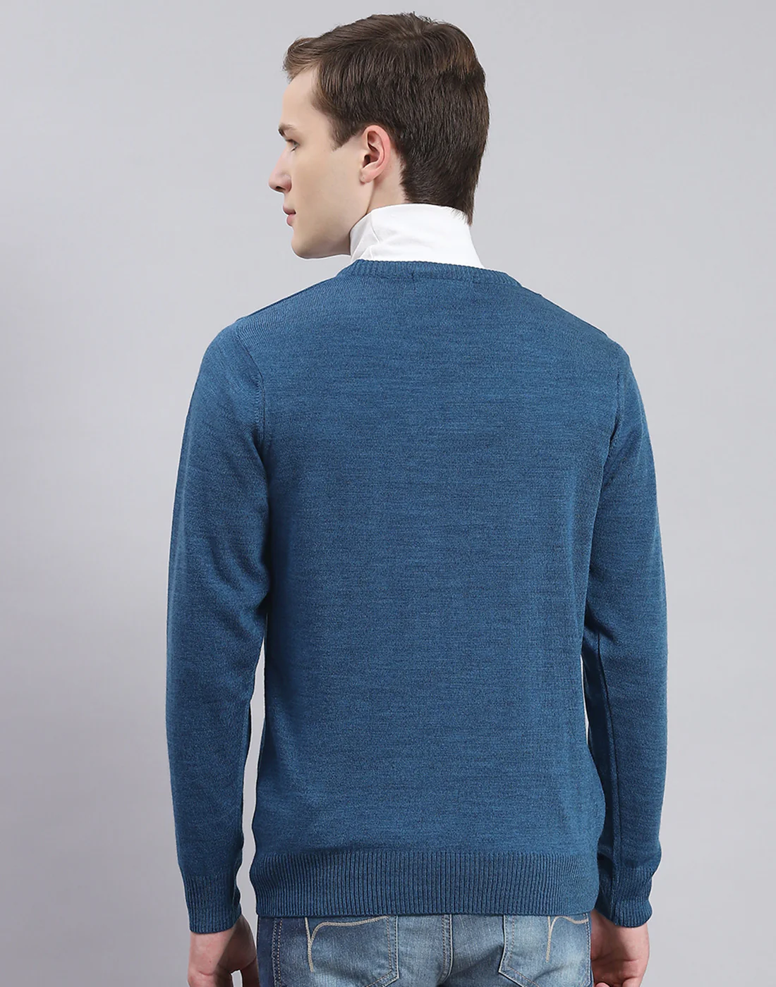 Men Blue Solid V Neck Full Sleeve Pullover - Image 6