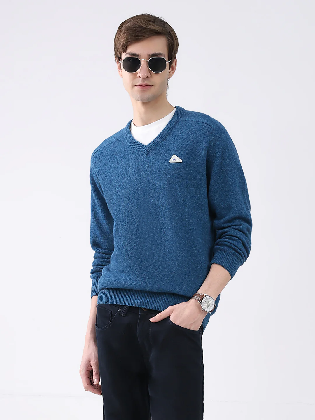 Men Blue Solid V Neck Full Sleeve Pullover - Image 6