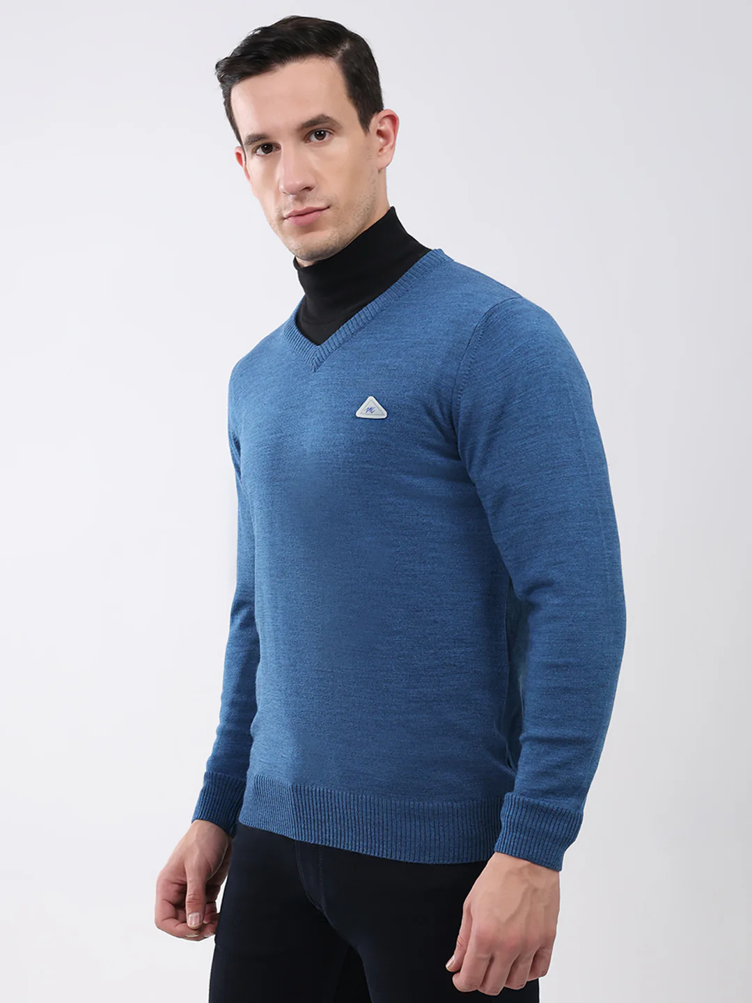 Men Blue Solid V Neck Full Sleeve Pullover - Image 3