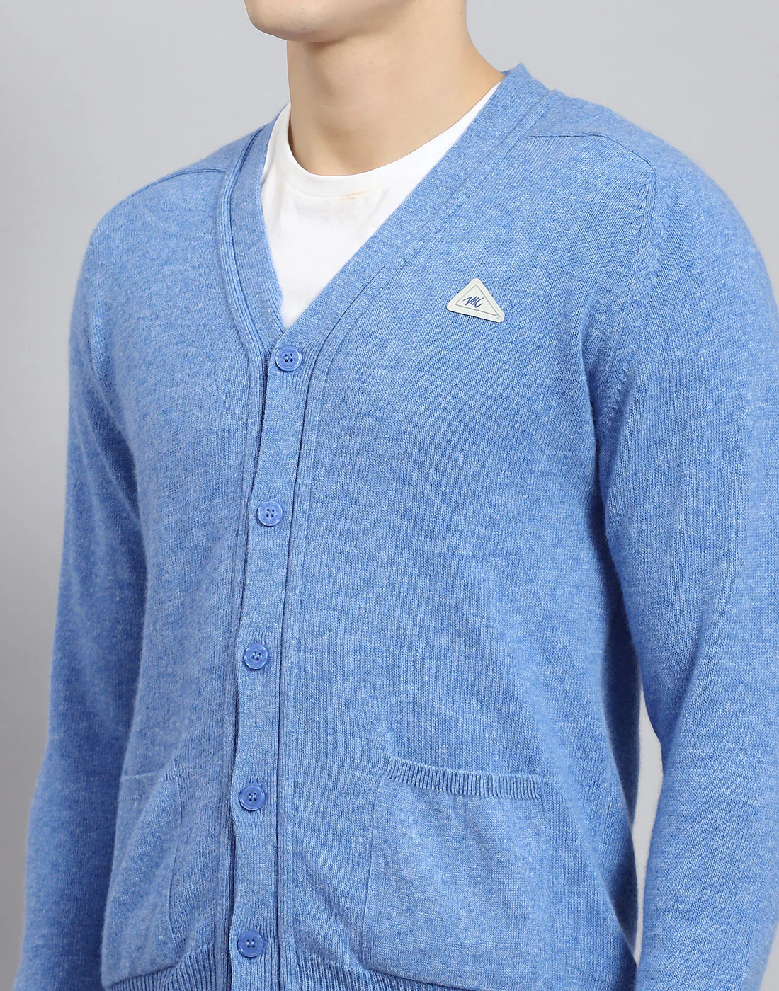 Men Blue Solid V Neck Full Sleeve Sweater - Image 8
