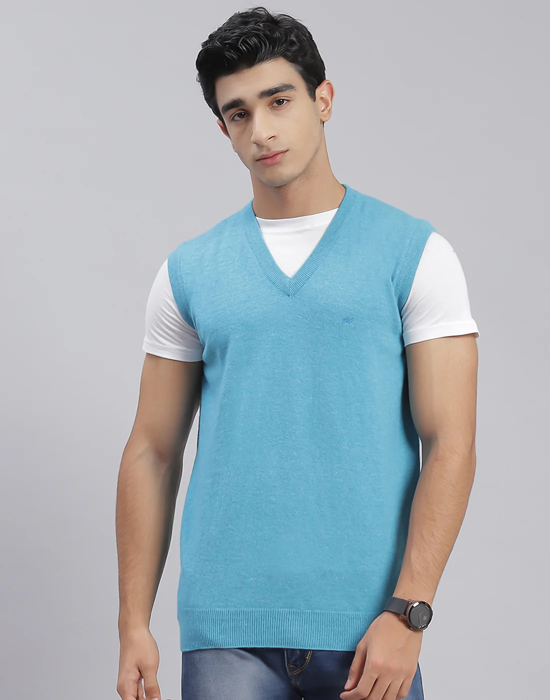 Men Blue Solid V Neck Sleeveless Pullover - Image 2