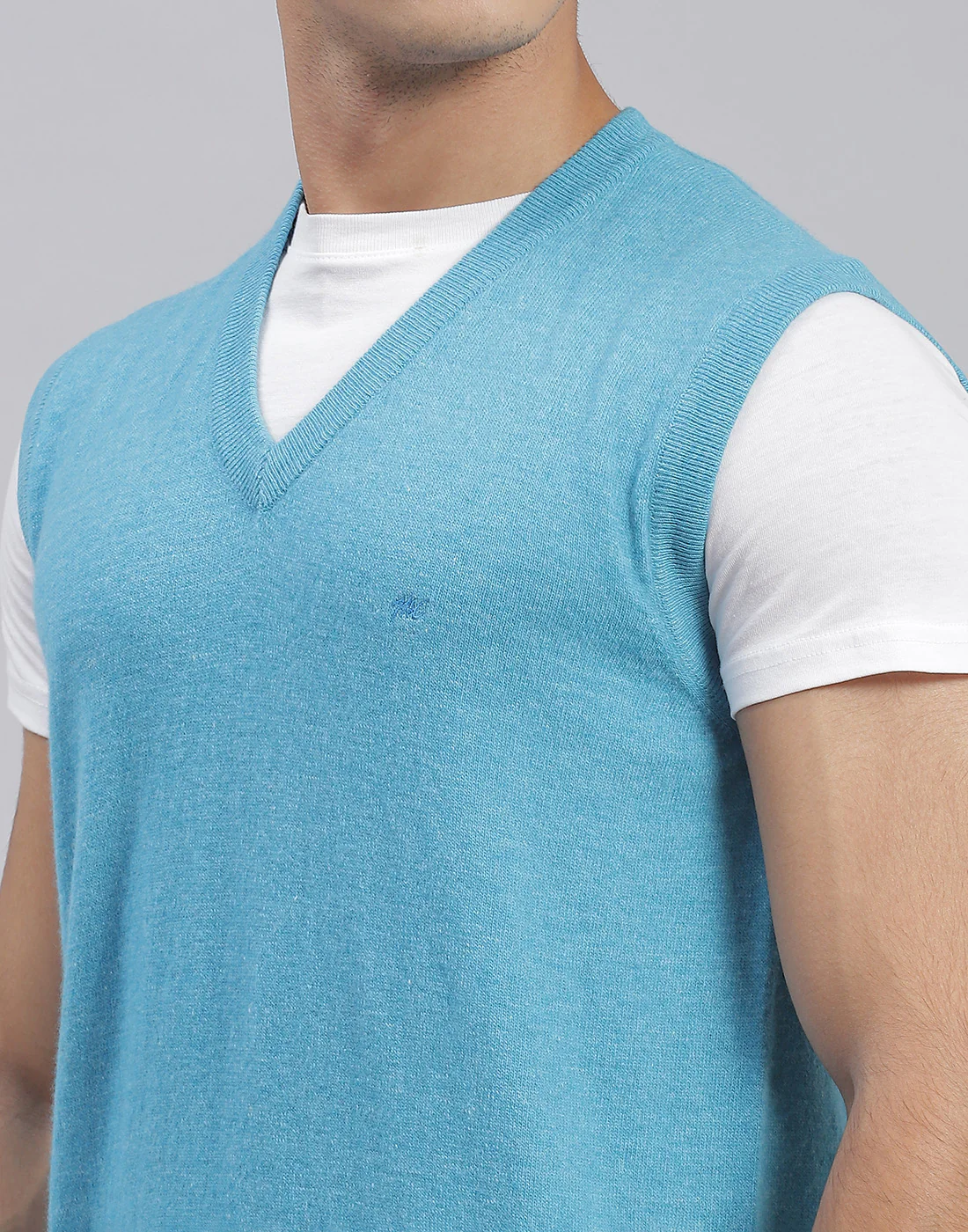 Men Blue Solid V Neck Sleeveless Pullover - Image 6