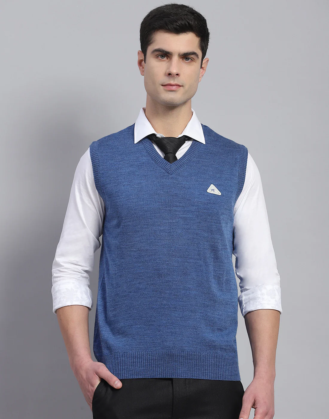Men Blue Solid V Neck Sleeveless Sweater - Image 2