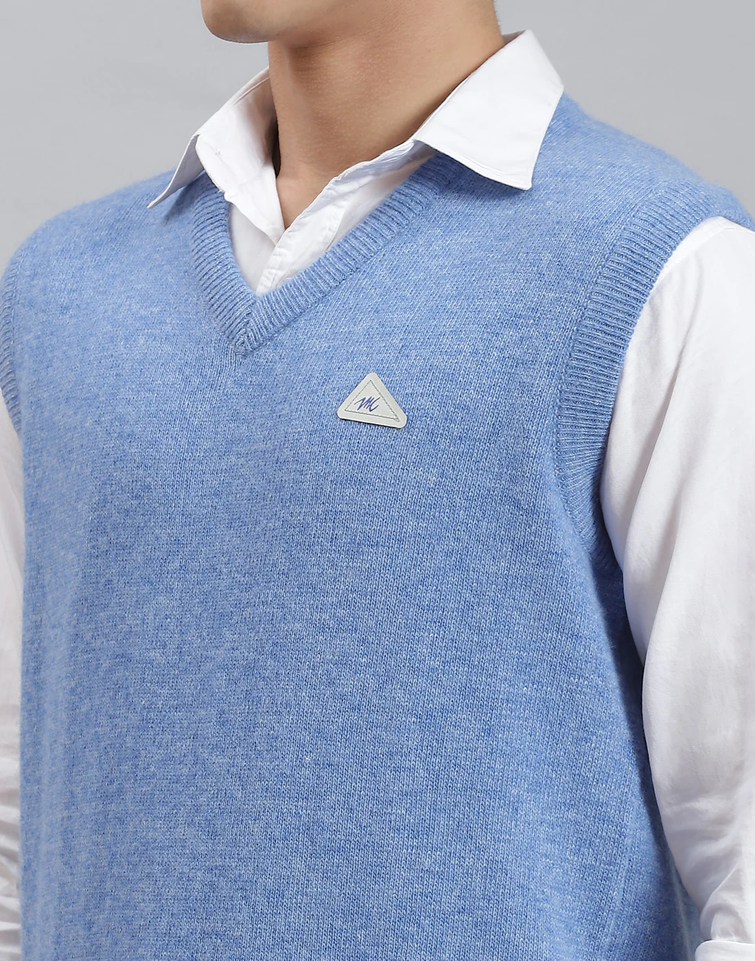 Men Blue Solid V Neck Sleeveless Sweater - Image 6