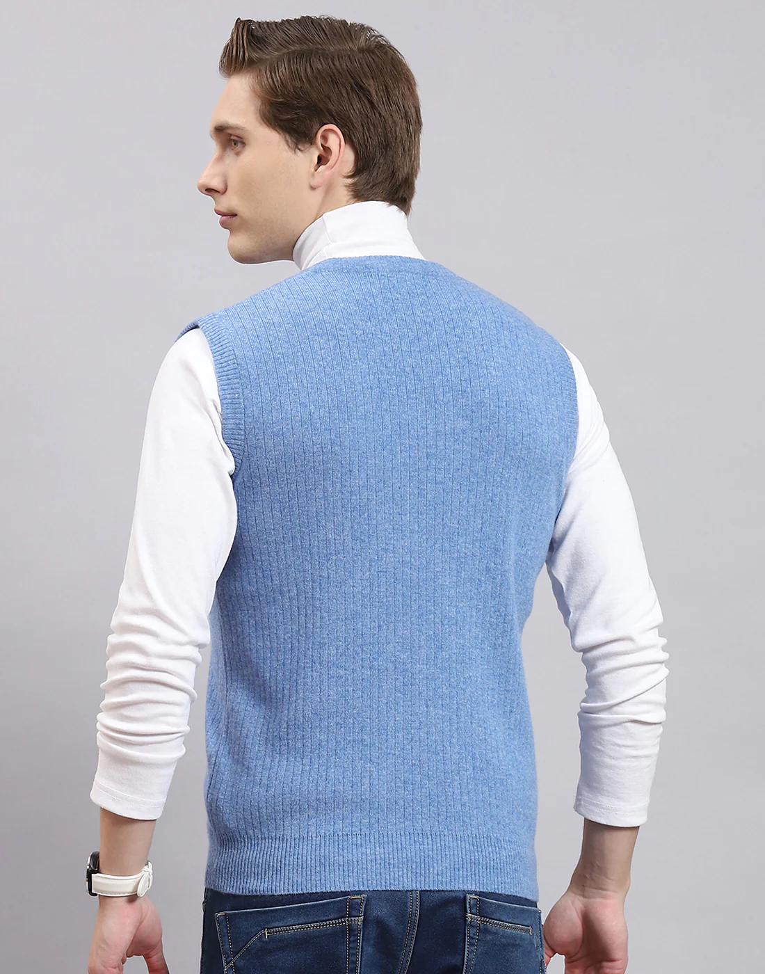 Men Blue Solid V Neck Sleeveless Sweater - Image 5