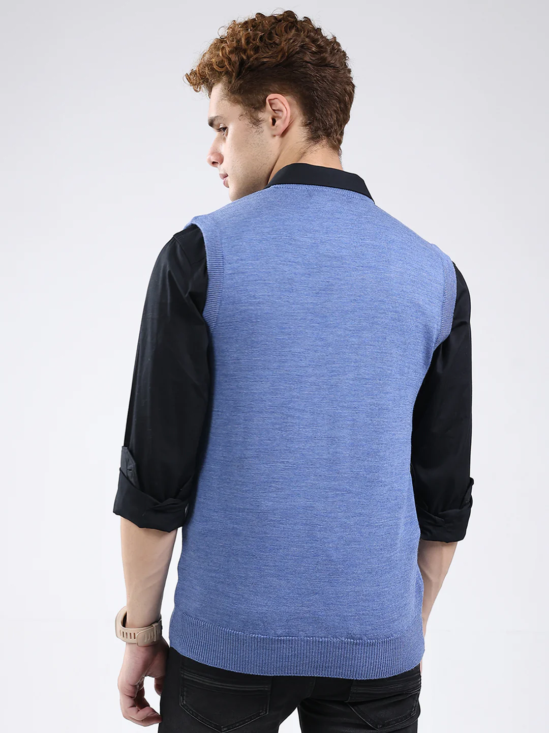 Men Blue Solid V Neck Sleeveless Sweater - Image 5