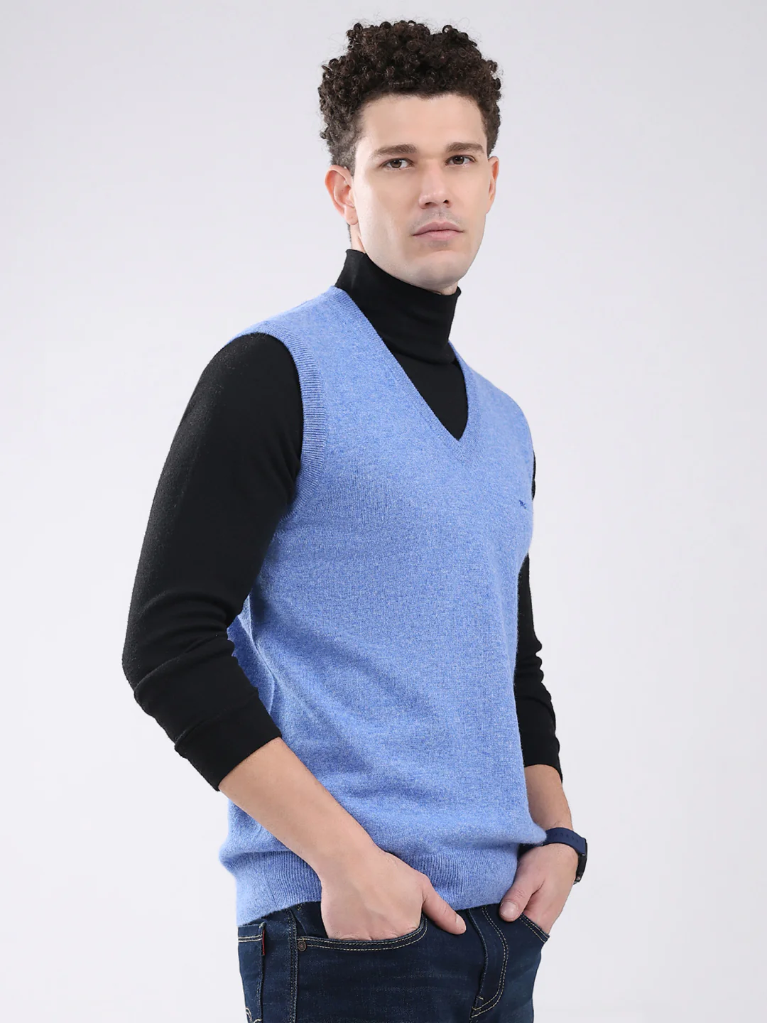 Men Blue Solid V Neck Sleeveless Sweater - Image 4