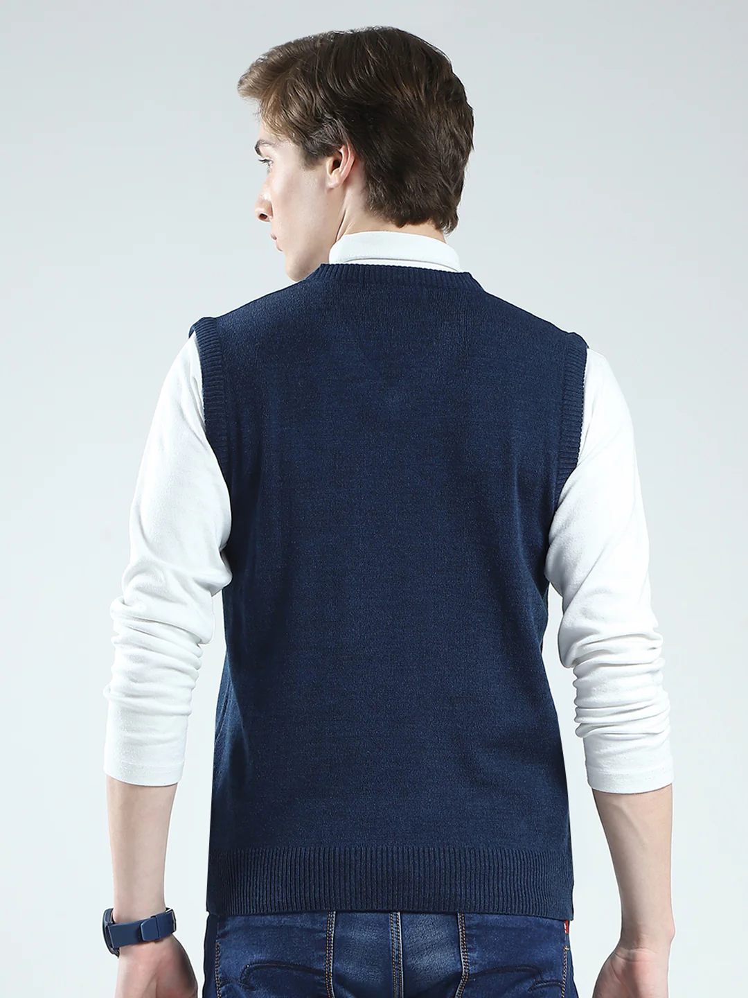 Men Blue Solid V Neck Sleeveless Sweater - Image 5