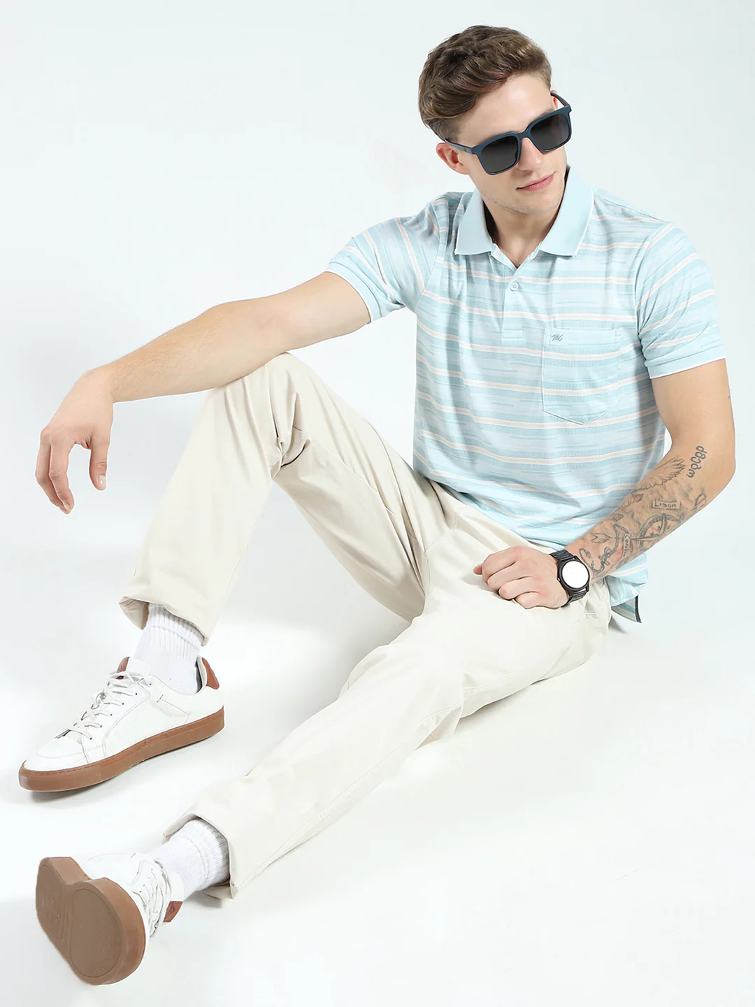 Men Blue Stripe Collar Half Sleeve T-Shirt - Image 2