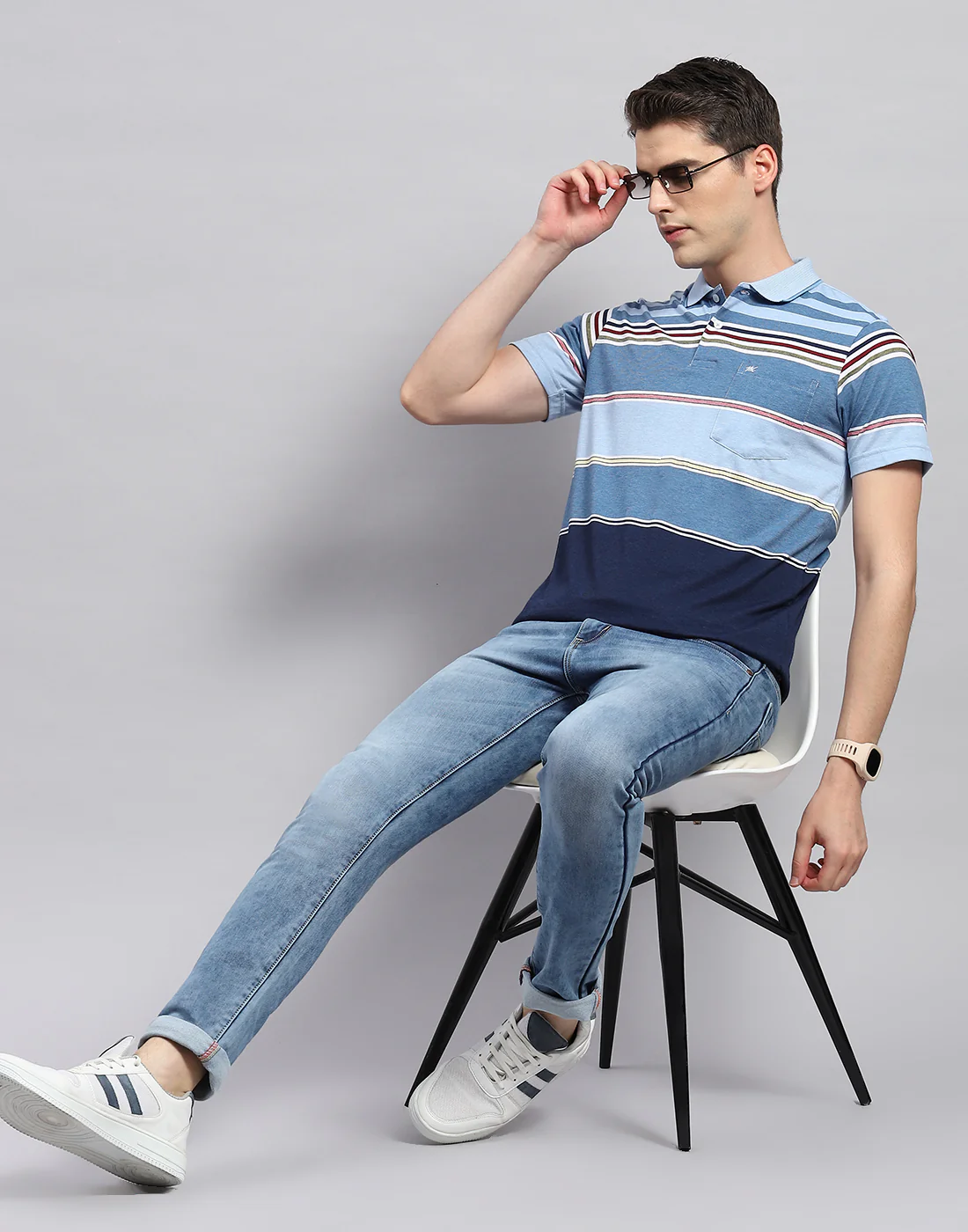 Men Blue Stripe Collar Neck Half Sleeve T-Shirt - Image 2