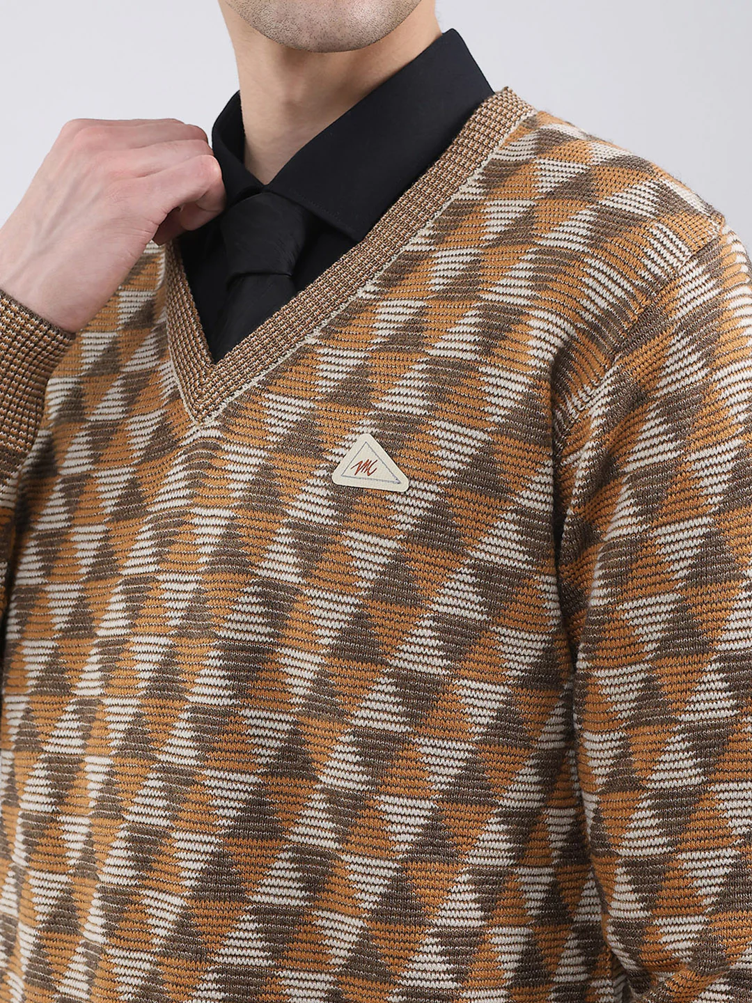 Men Brown Self Design V Neck Full Sleeve Pullover - Image 6