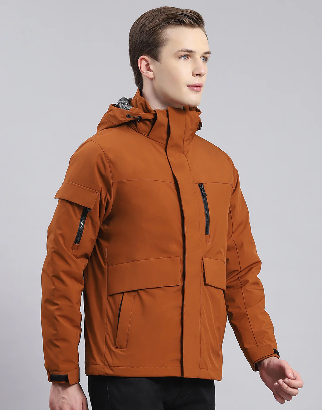 Men Brown Solid Hooded Full Sleeve Jacket - Image 4