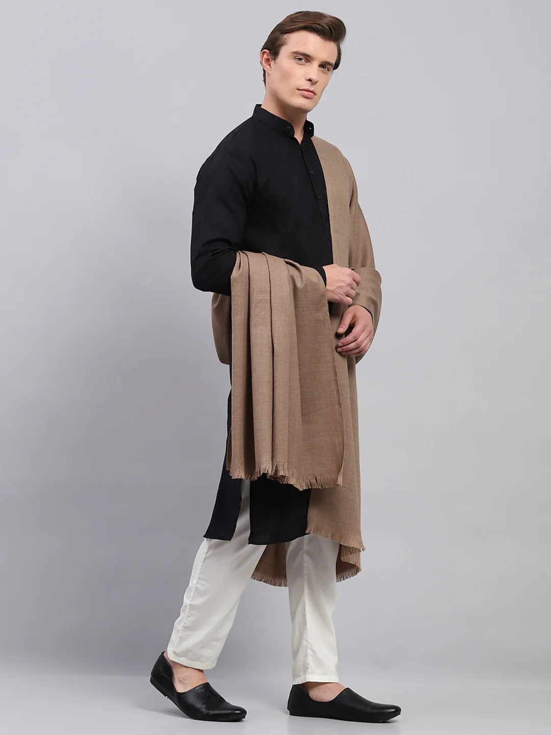Men Brown Solid Lohi Shawl - Image 4