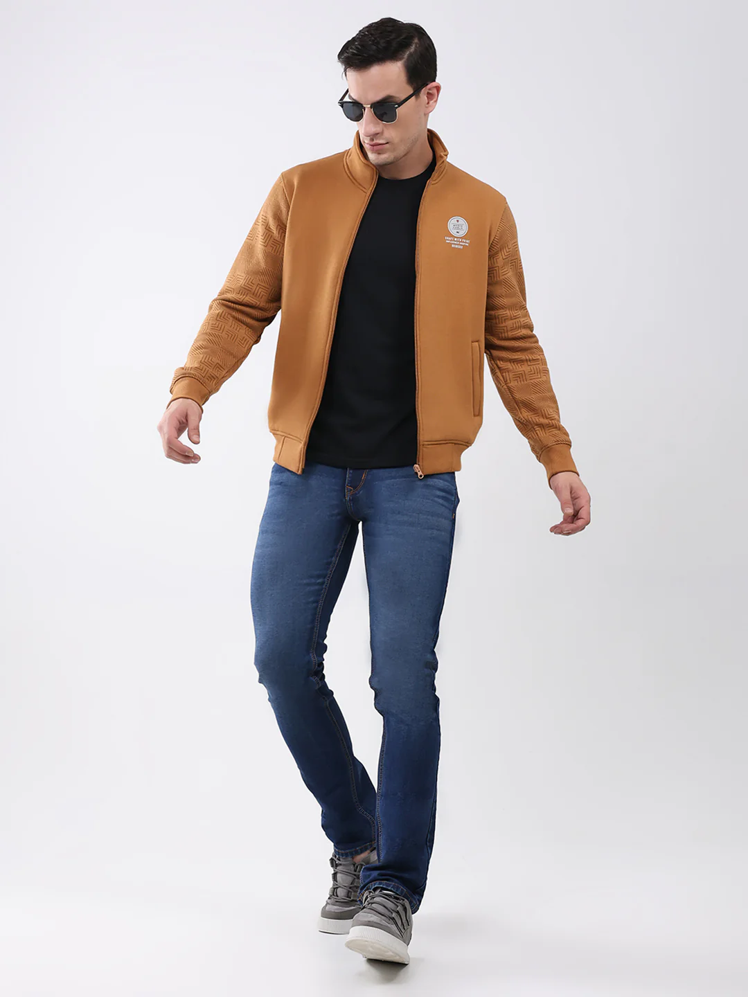 Men Brown Solid Mock Neck Full Sleeve Sweatshirt - Image 2